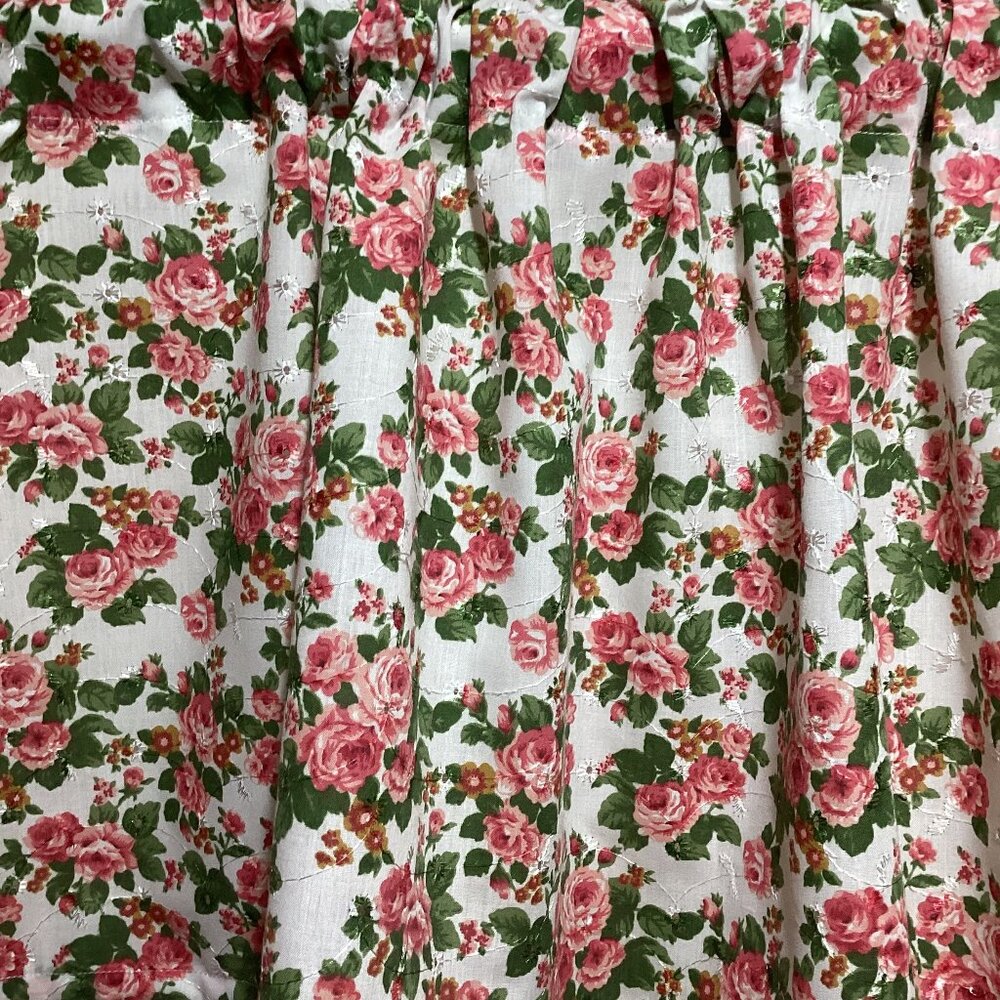 HANDMADE PINK ROSE EYELET POLY/COTTON VALANCE, 42 X 15 INCHES